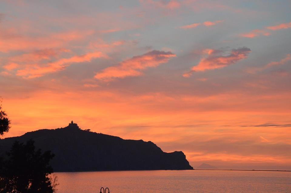 B&B La Casa Du Barone Falcone Dış mekan fotoğraf