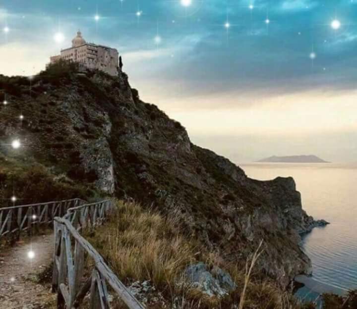 B&B La Casa Du Barone Falcone Dış mekan fotoğraf